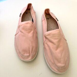 Sanuk Pink Pair O Dice Slip Ons Size 11